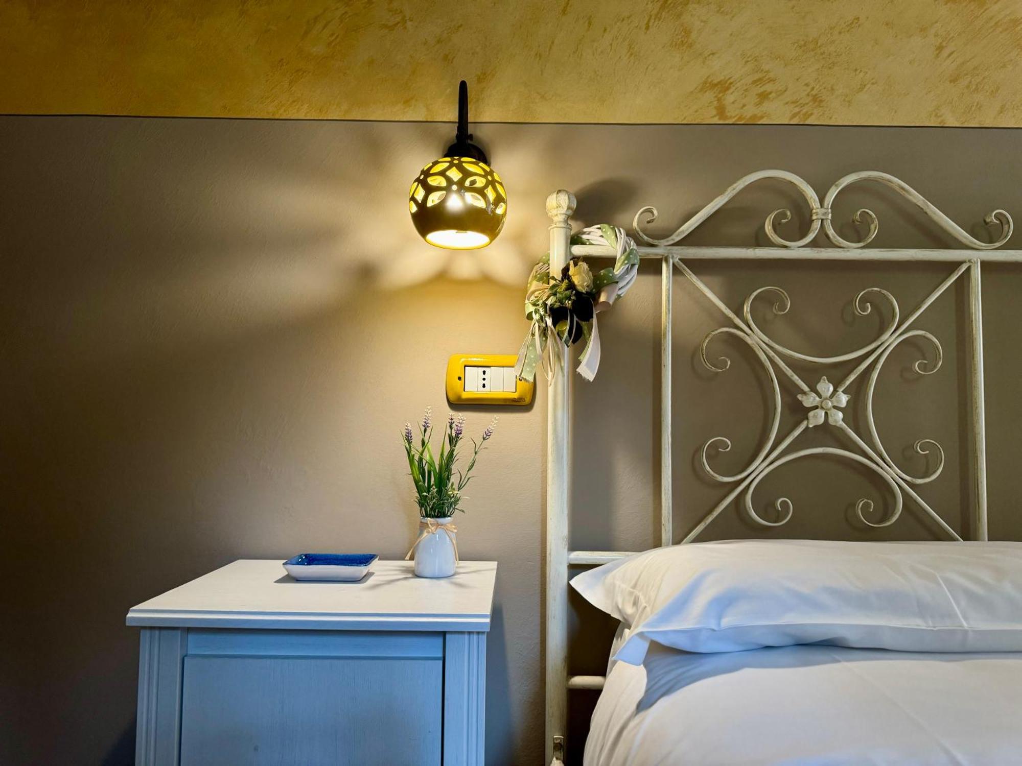 Hotel Domus Angeli à Assise Extérieur photo