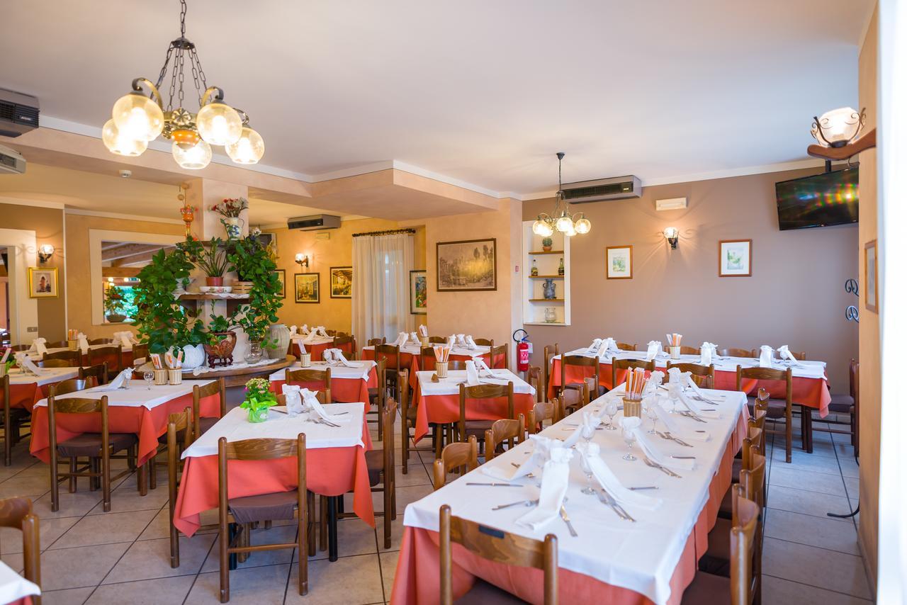 Hotel Domus Angeli à Assise Extérieur photo